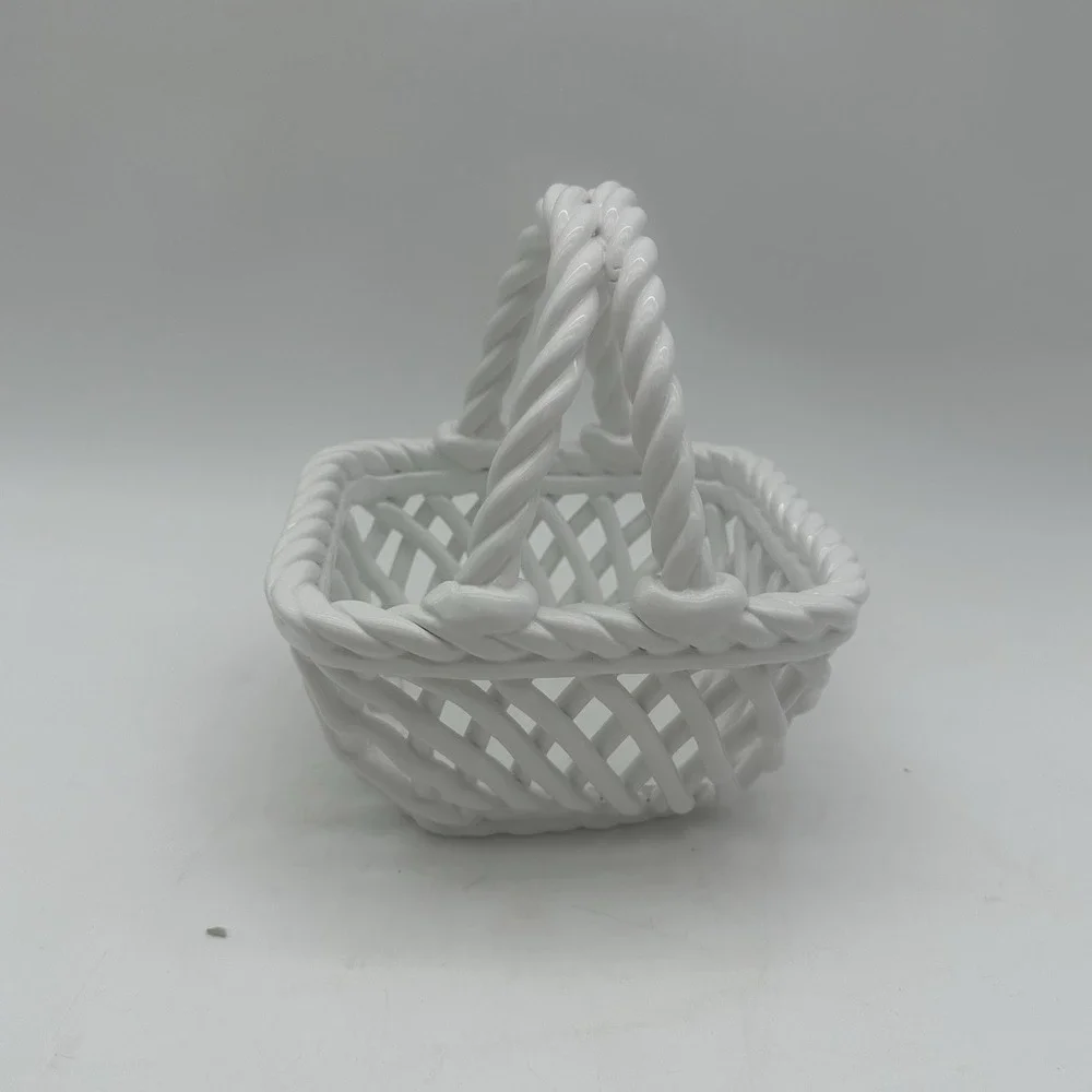 Pier 1 Imports Dolomite Basket White Woven Lattice Braid Farmhouse Cottage Decor